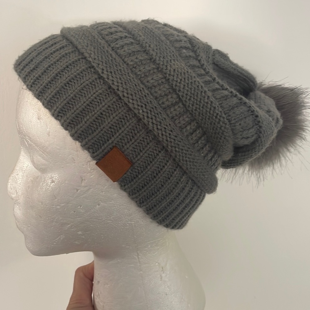 Grey beanie hat (unisex)